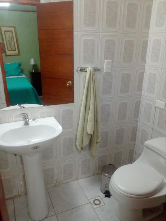 Residencial La Luna Hotel Los Ángeles Екстериор снимка