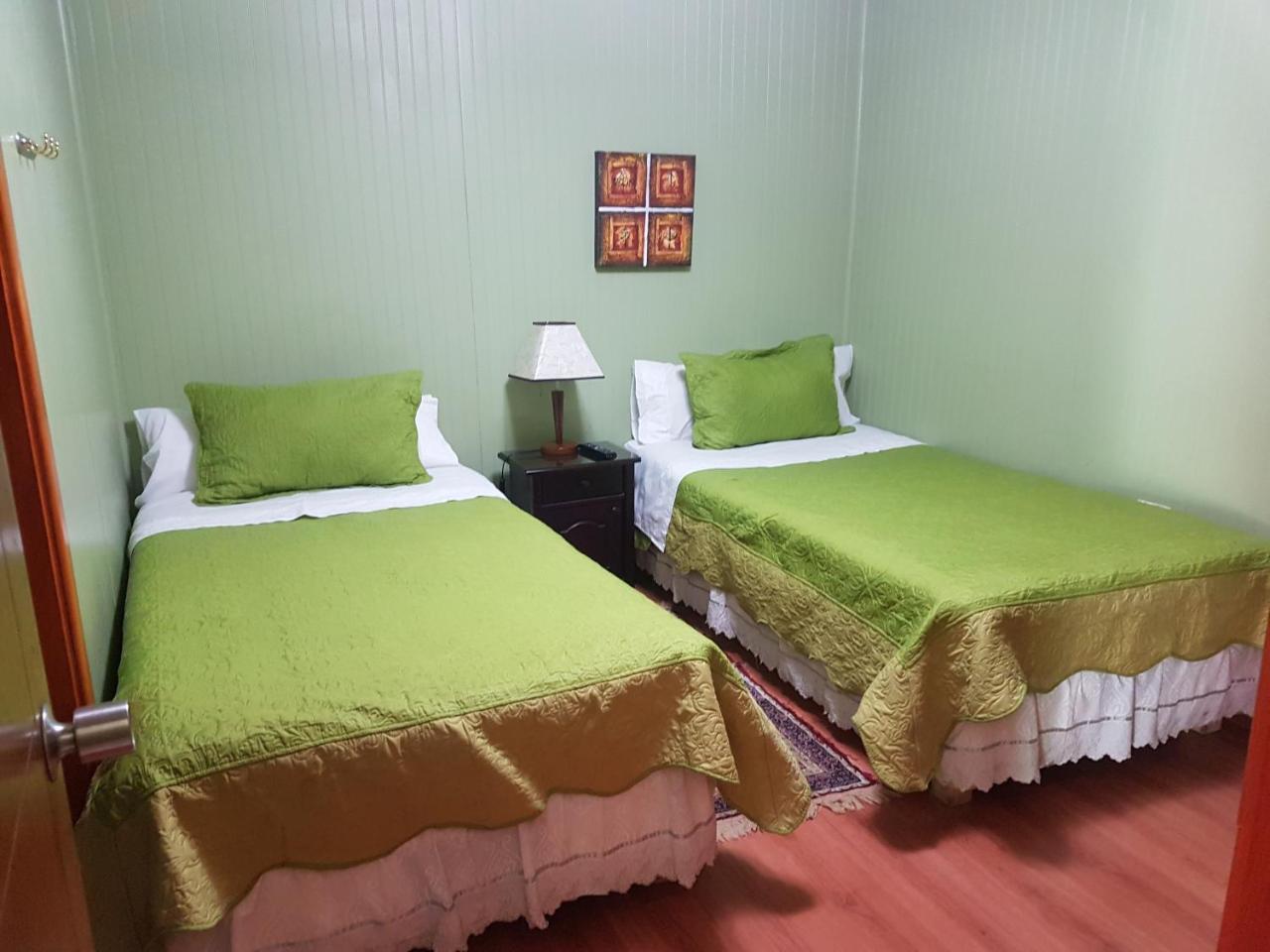 Residencial La Luna Hotel Los Ángeles Екстериор снимка