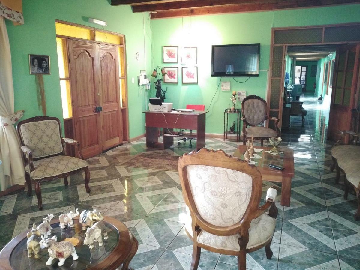 Residencial La Luna Hotel Los Ángeles Екстериор снимка